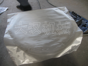 篩分機鋪細網(wǎng) 篩分機鋪細網(wǎng)